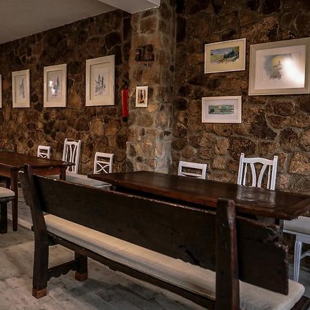 Pension Albergue A Pedra ซาร์เรีย ภายนอก รูปภาพ