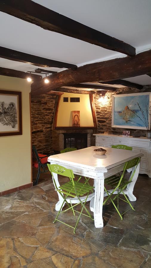 Pension Albergue A Pedra ซาร์เรีย ภายนอก รูปภาพ
